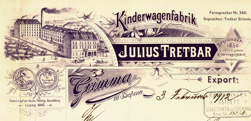 Korb- und Kinderwagenfabrik, Briefkopf 1912. Die 1850 von Tretbars Schwiegervater Julius Traugott Nitzsche gegründete Fabrik war ein kleiner Handwerksbetrieb. Julius Tretbar übernahm die Firma 1877 mit 2 Gehilfen.